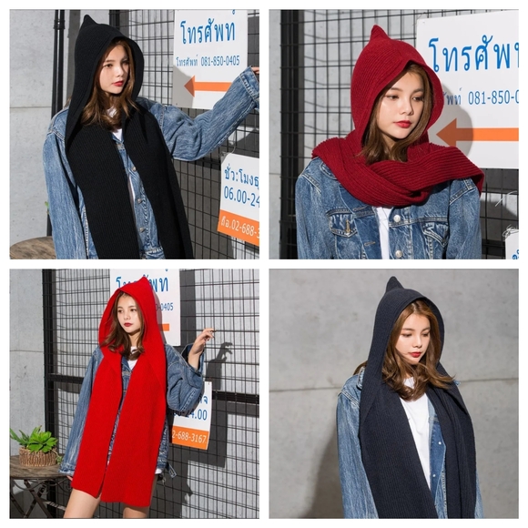 Hooded Scarf in Cream - Picture 5 of 7